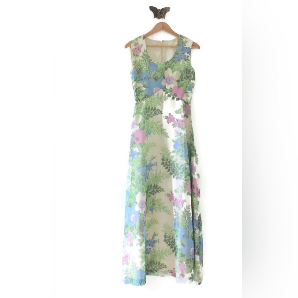 Vintage 60’s pastel floral maxi sleeveless dress.